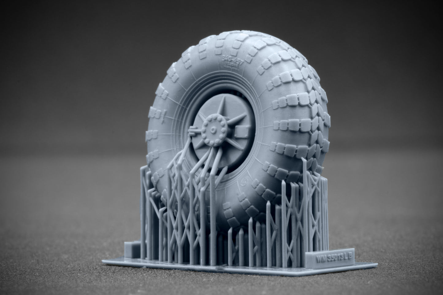 ScaleX BRDM 2 Ordinary Wheel Set For Trumpeter 1:35 Model Kits