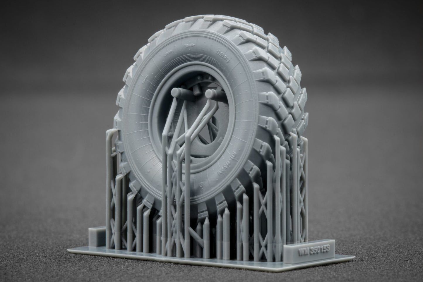 ScaleX GAZ Tiger V2 (with shield) Ordinary Wheel Set For Meng 1:35 Model Kits
