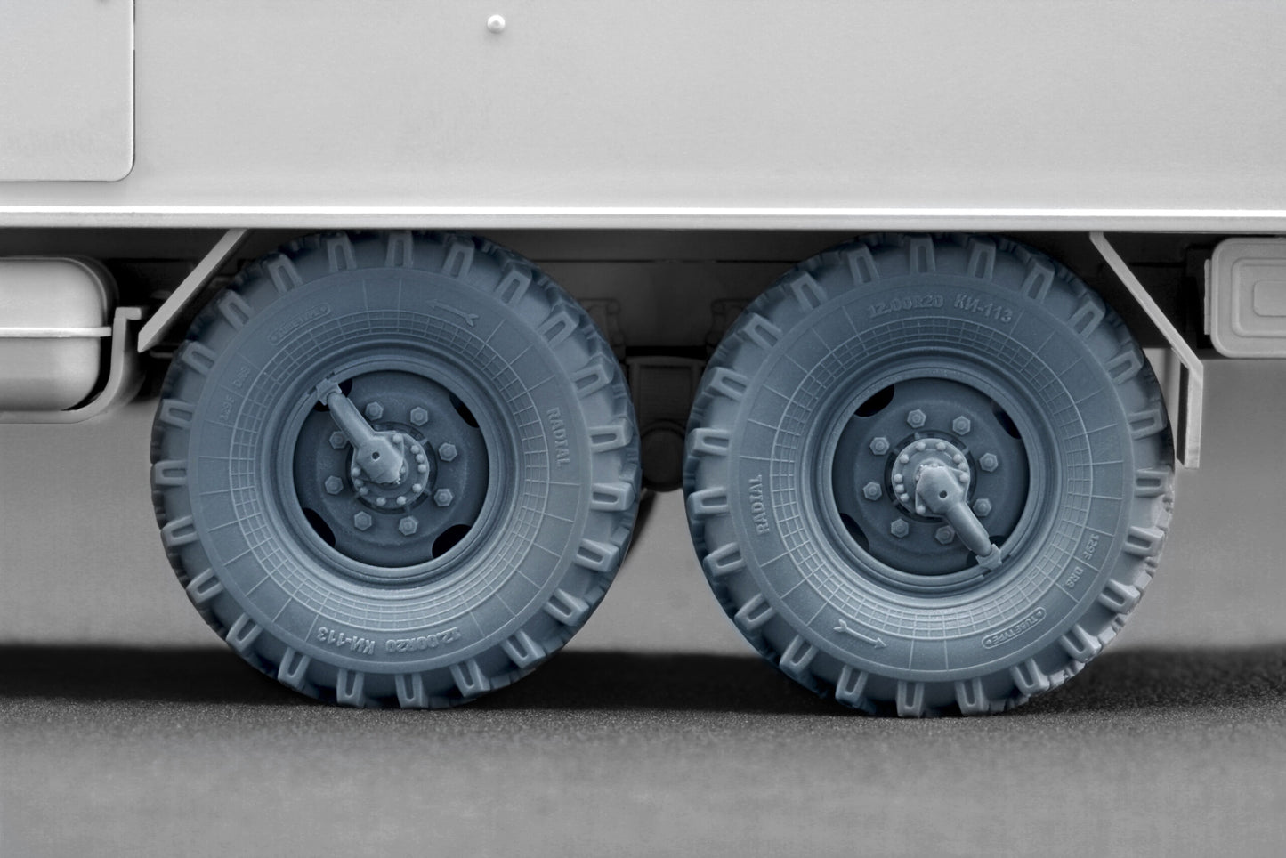 ScaleX ZIL 131 Ordinary Wheel Set For ICM 1:35 Model Kits
