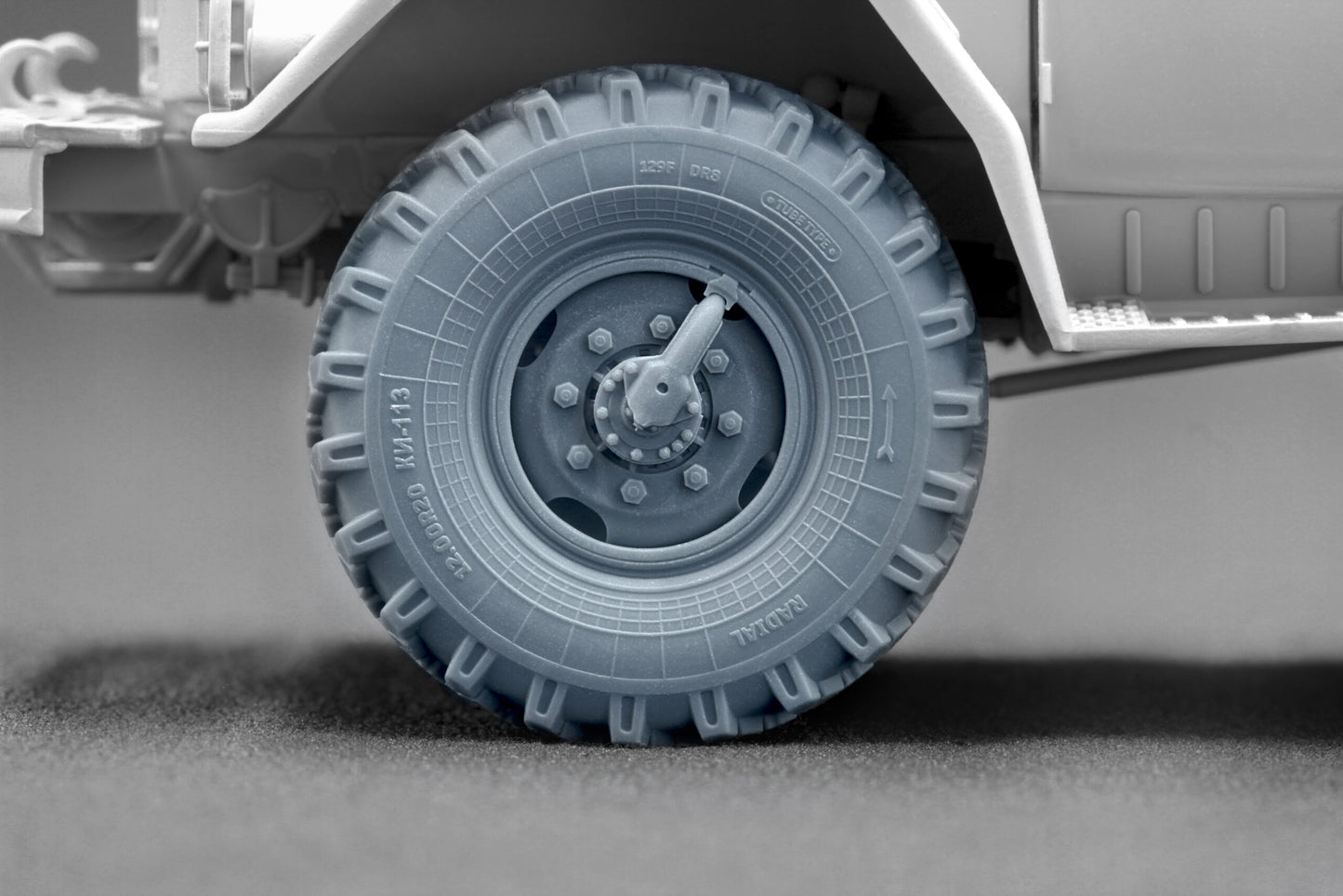 ScaleX ZIL 131 Ordinary Wheel Set For Trumpeter 1:35 Model Kits