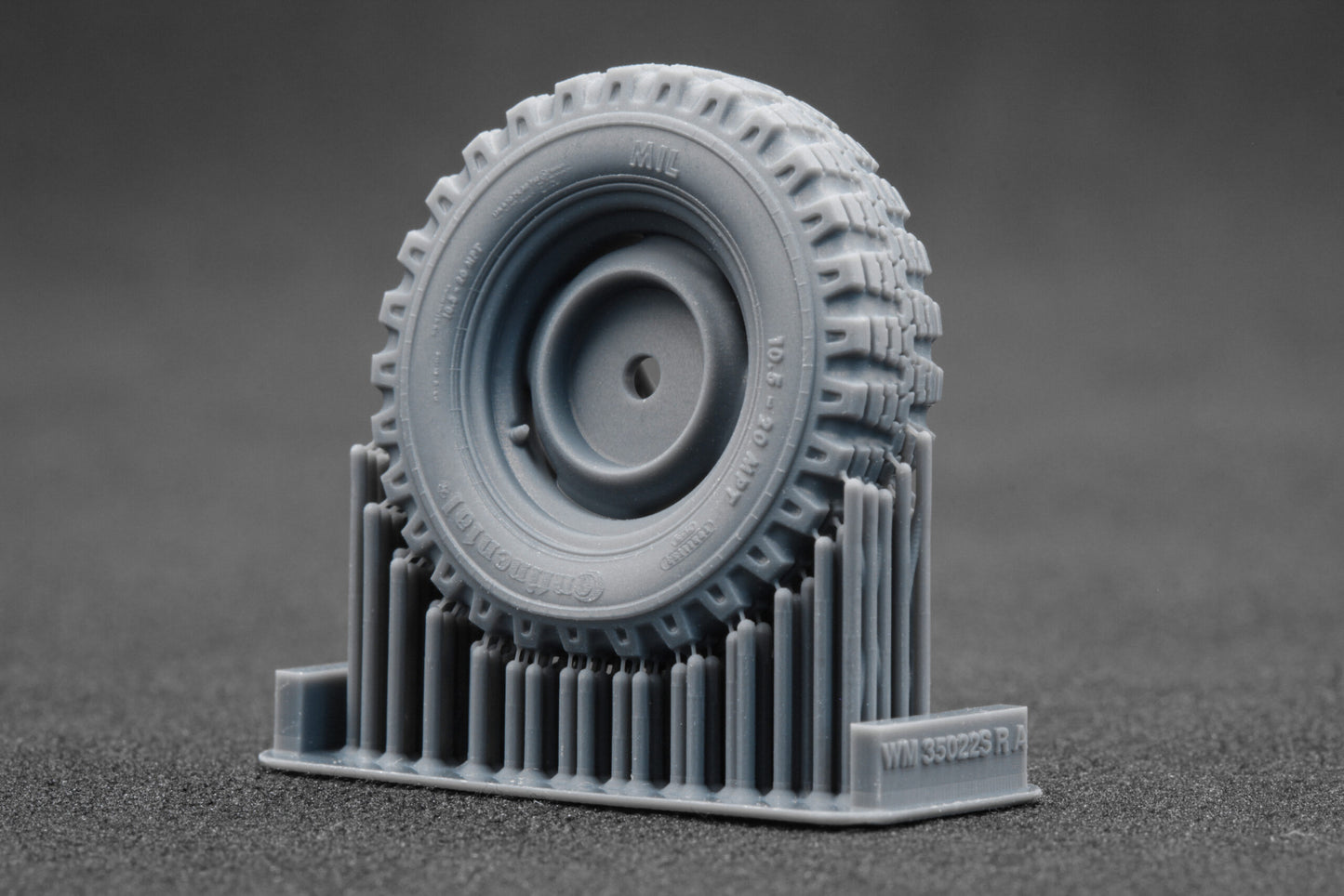 ScaleX Unimog 404 10.5-20 MPT Weighted Wheel Set For ICM, AK Revell 1:35 Model Kits