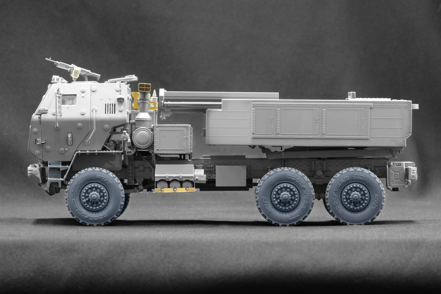 ScaleX HIMARS Ordinary Wheel Set For Foreart 1:35 Model Kits