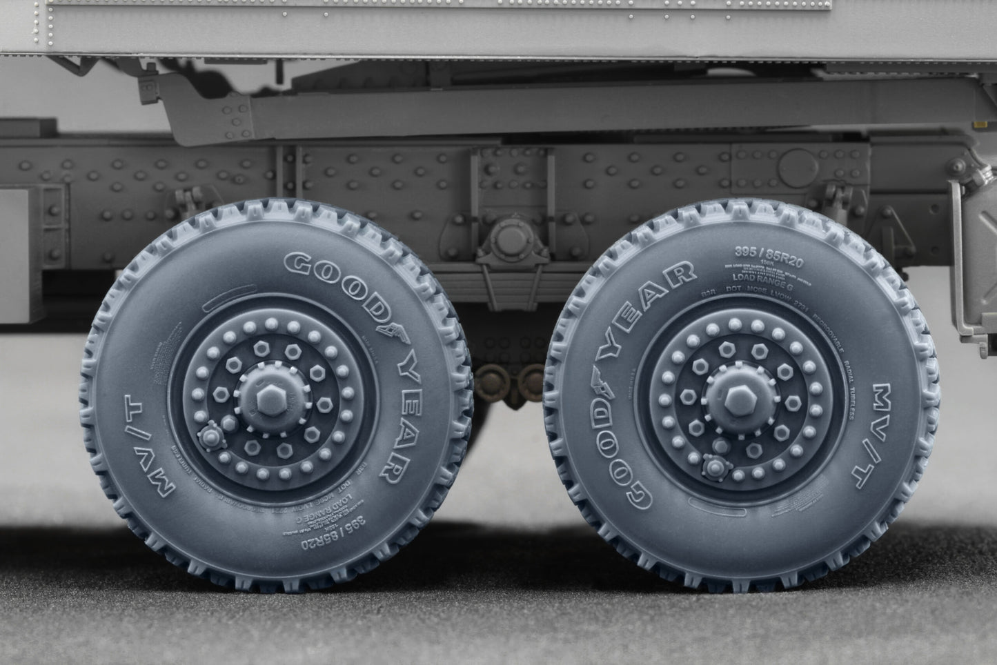 ScaleX HIMARS Ordinary Wheel Set For Foreart 1:35 Model Kits