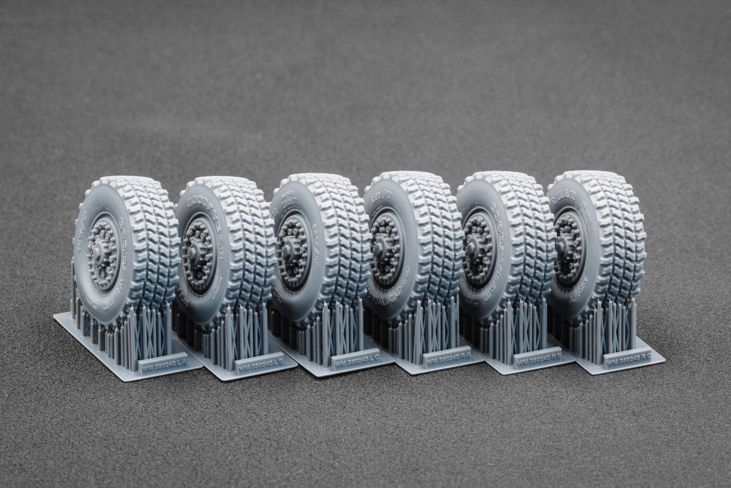 ScaleX HIMARS Weighted Wheel Set For Foreart 1:35 Model Kits