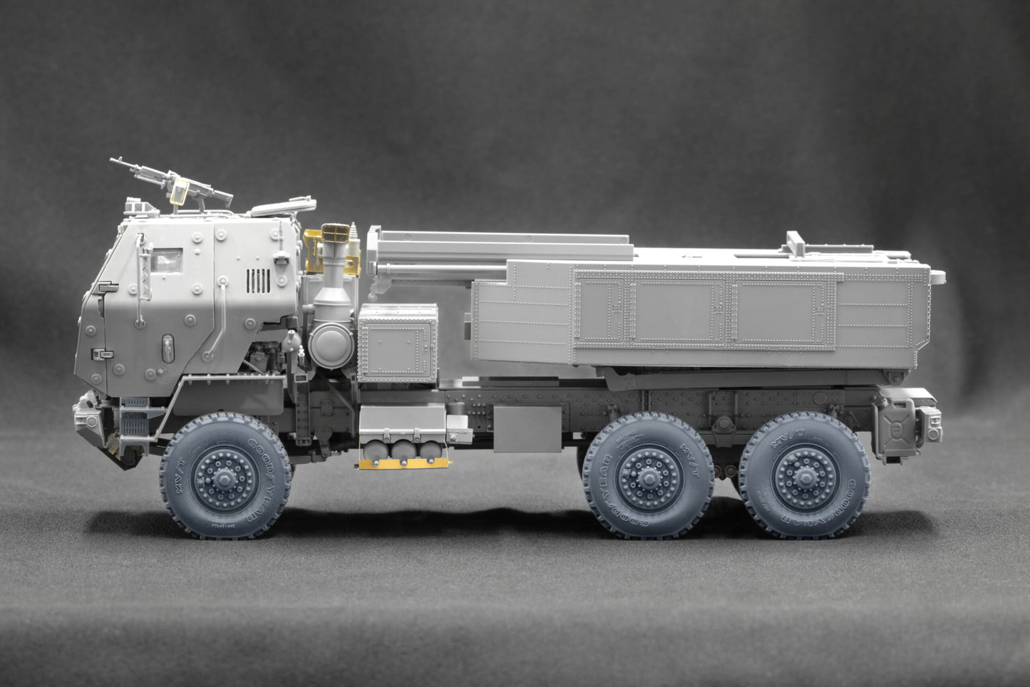 ScaleX HIMARS Weighted Wheel Set For Foreart 1:35 Model Kits