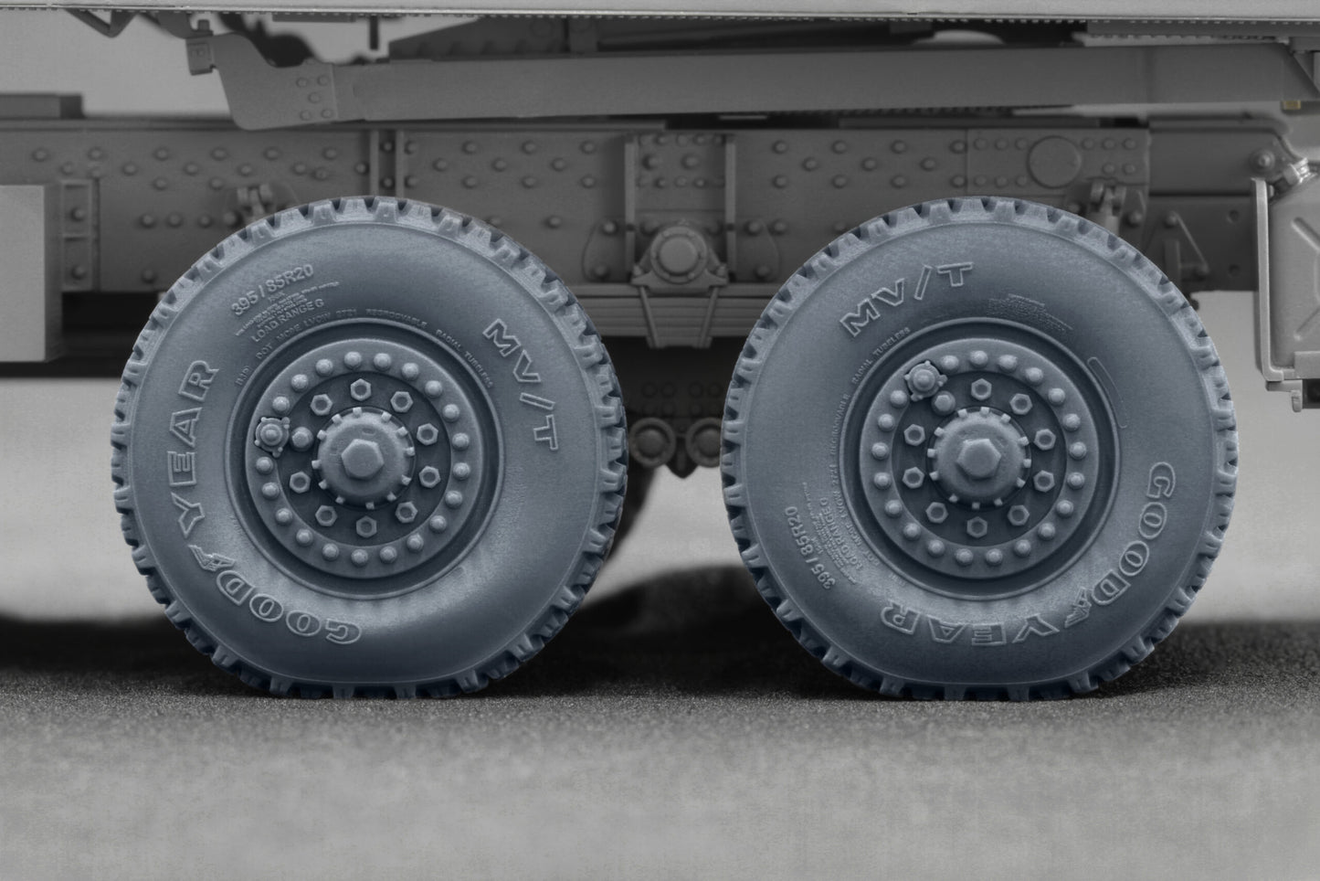 ScaleX HIMARS Weighted Wheel Set For Foreart 1:35 Model Kits