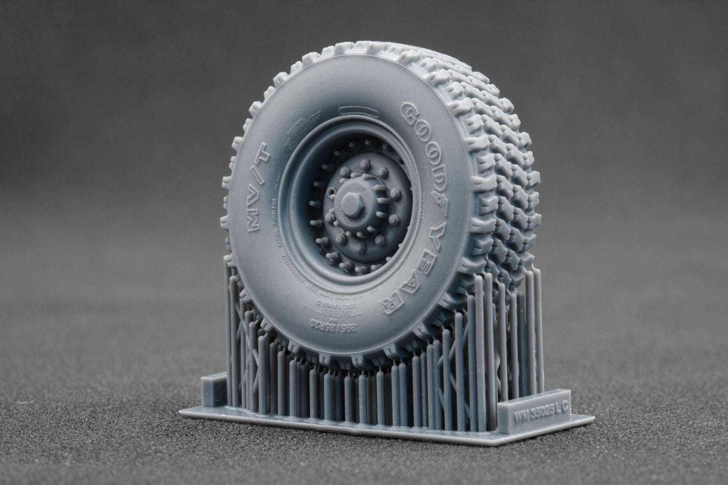 ScaleX HIMARS CTIS Ordinary Wheel Set For Foreart 1:35 Model Kits