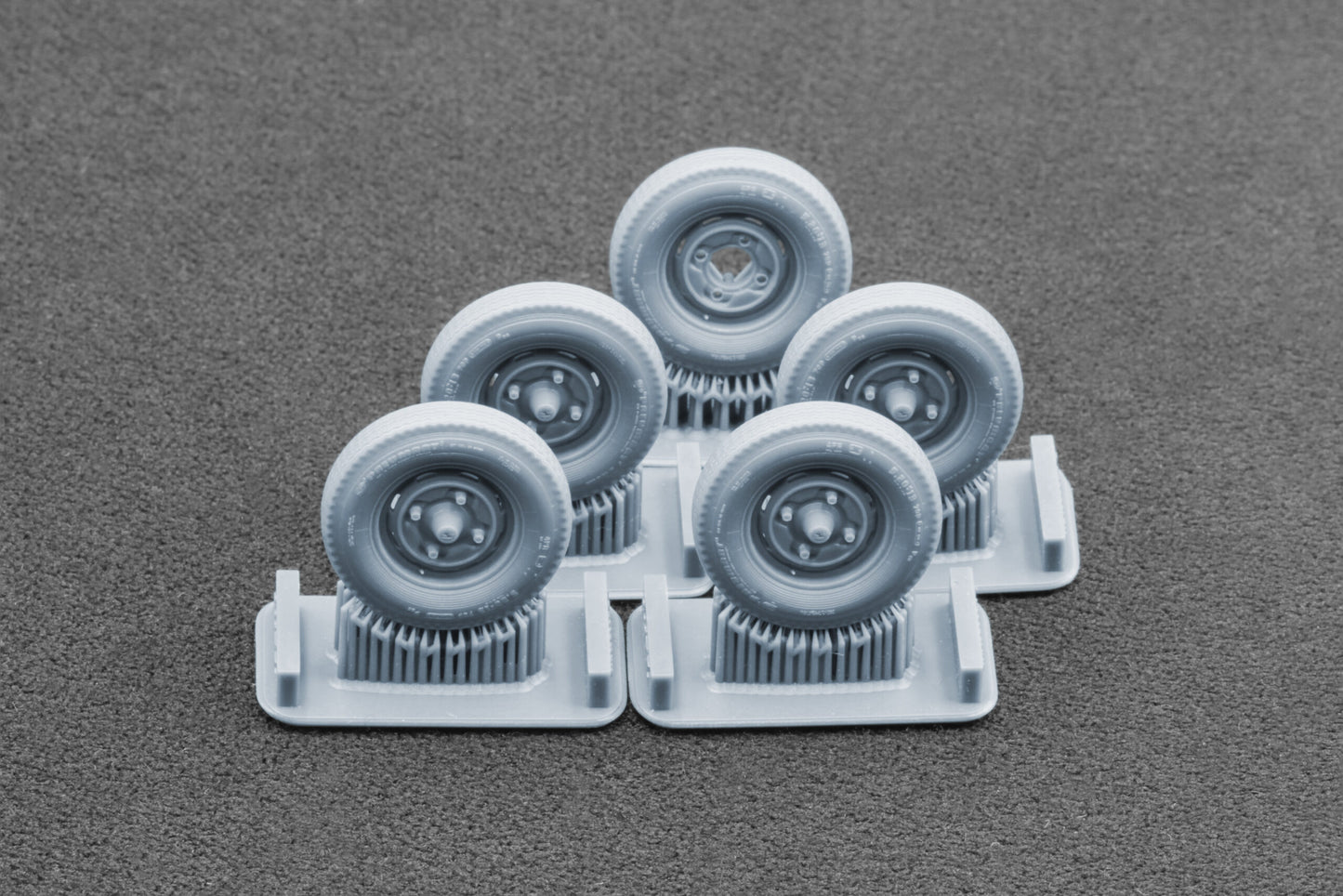 ScaleX Trabi 601 S Ordinary Wheel Set For AK 1:35 Model Kits