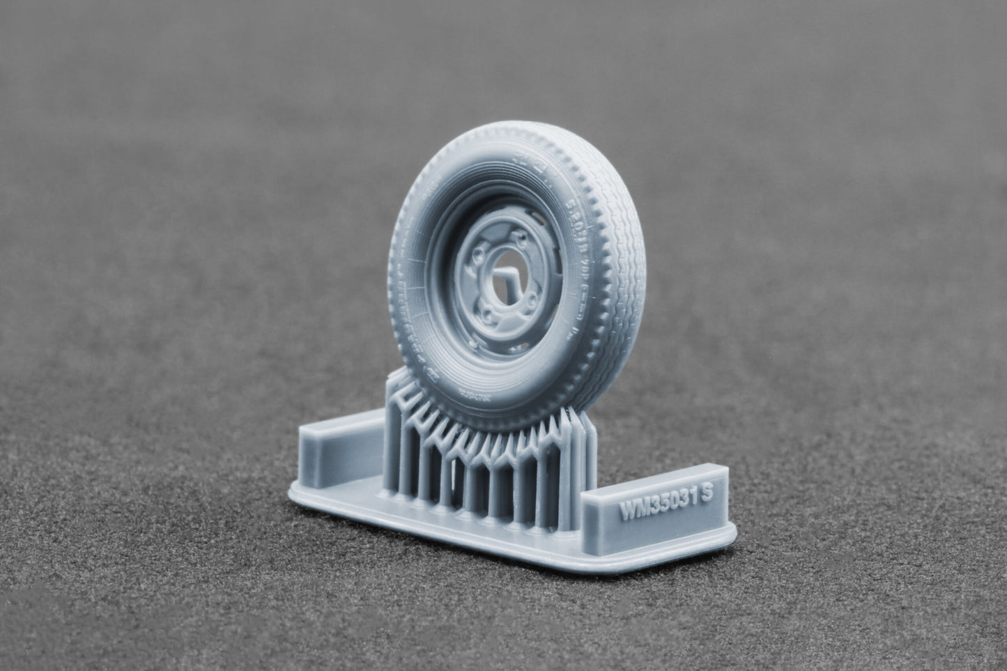 ScaleX Trabi 601 S Weighted Wheel Set For AK 1:35 Model Kits