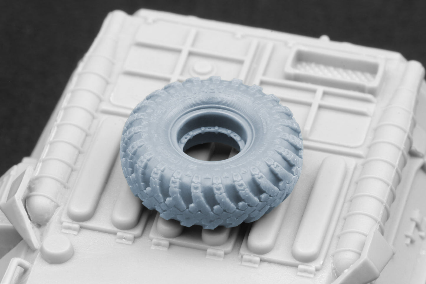 ScaleX BTR-80 APC "DT-126 Snaga" Weighted Wheel Set For Trumpeter ACE 1:72 Model Kits
