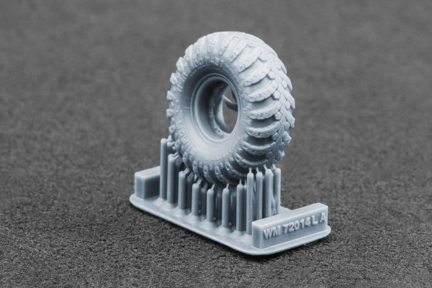 ScaleX BTR-80 APC "DT-126 Snaga" Weighted Wheel Set For Trumpeter ACE 1:72 Model Kits