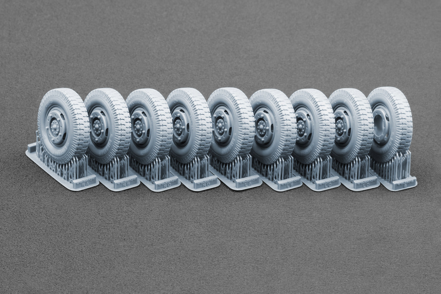 ScaleX Sd.Kfz. 234 Puma v4 Weighted Wheel Set For 1:35 Model Kits