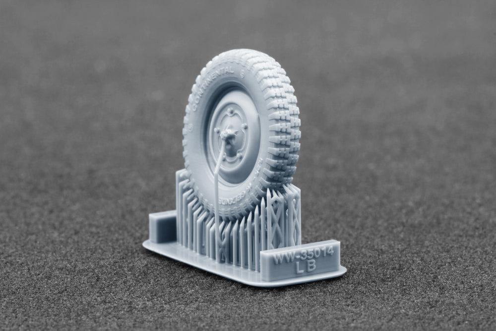 ScaleX Schwimmwagen Gelände v1 5.25-16 Ordinary WheelSet 1:35 Model Kit WW-35014