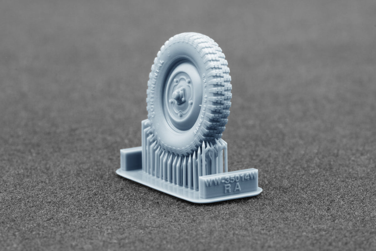 ScaleX Schwimmwagen Gelände v1 5.25-16 Weighted WheelSet 1:35 ModelKit WW-35014W