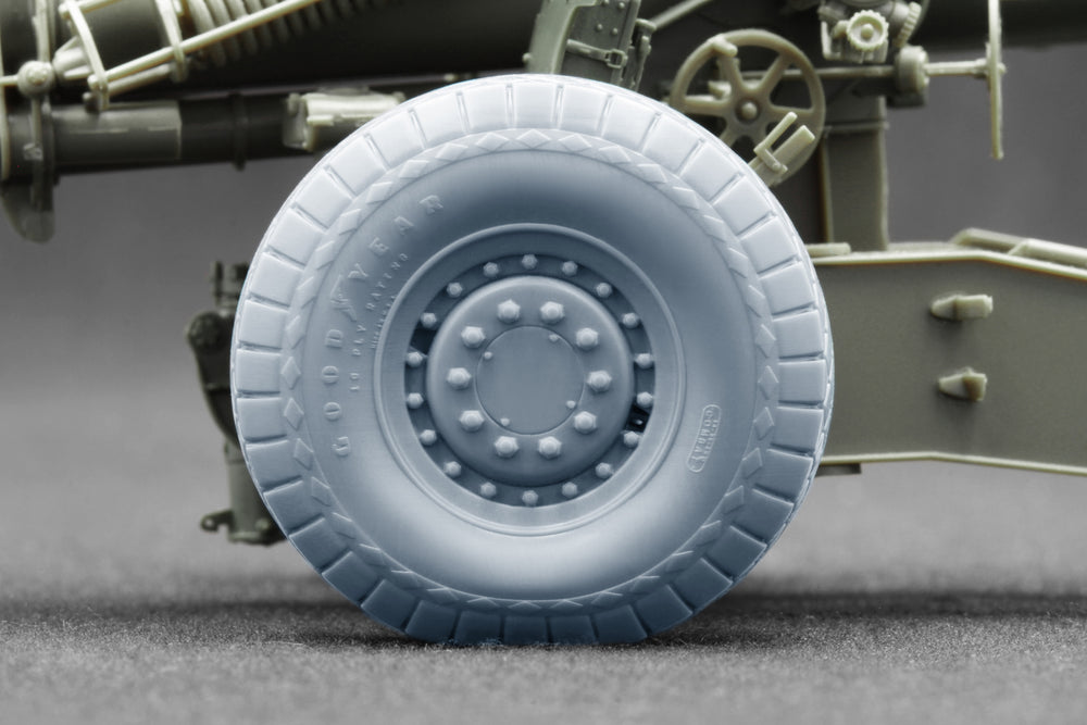 ScaleX M1/M114 Early WW2 Ordinary & Weighted Wheel Set 1:35 Model Kit WW-35018C