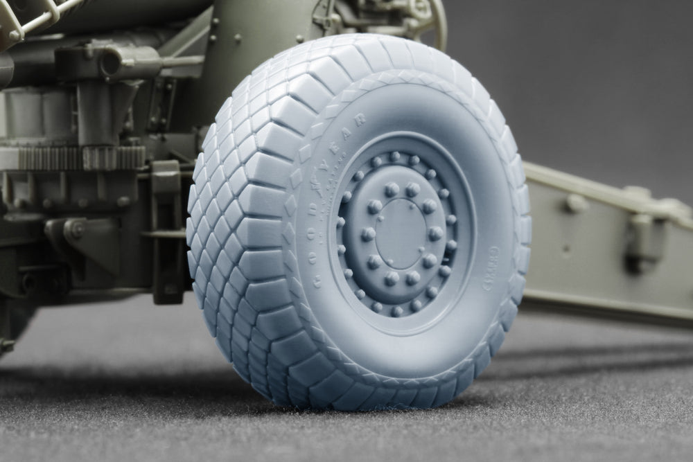 ScaleX M1/M114 Early WW2 Ordinary & Weighted Wheel Set 1:35 Model Kit WW-35018C