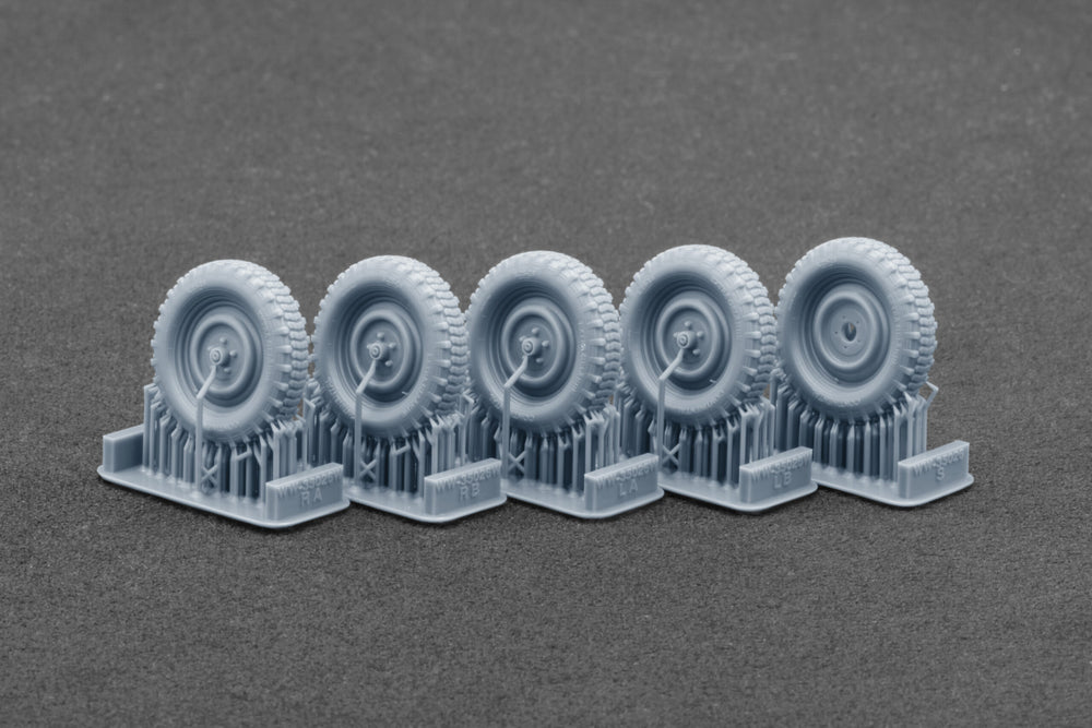 ScaleX Kfz.1 Type-170 VK Geländereifen Weighted WheelSet 1:35 ModelKit WW-35026W