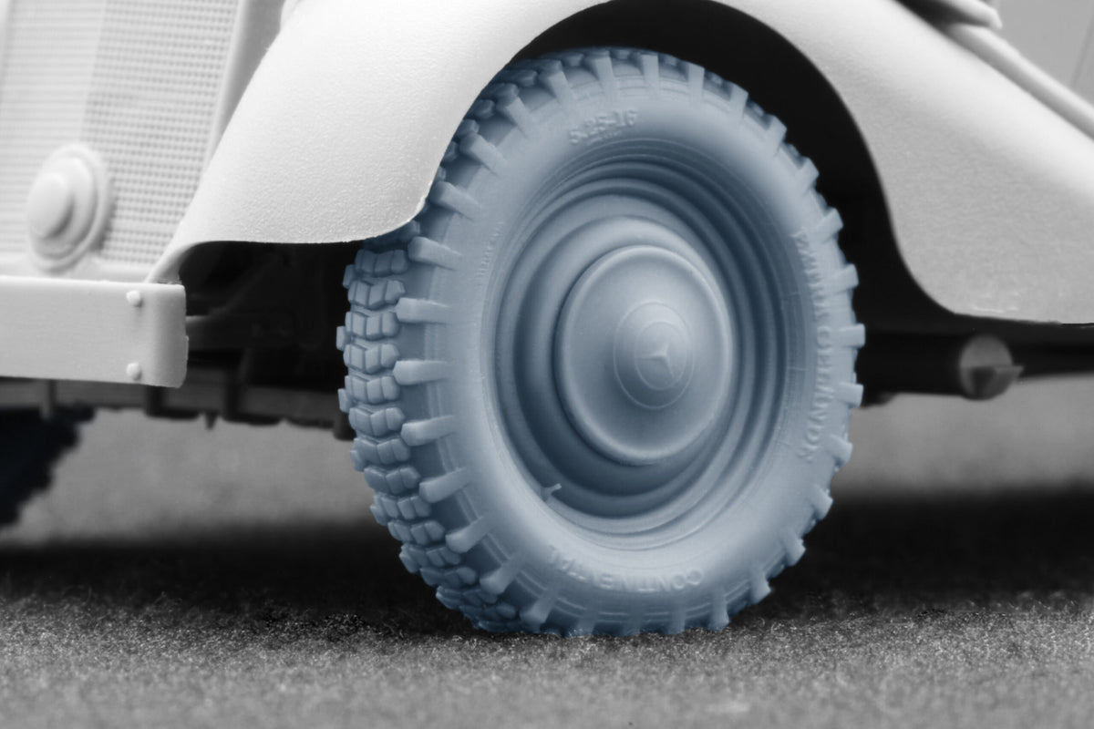 ScaleX Kfz.1 Type-170 VK Geländereifen Weighted WheelSet 1:35 ModelKit WW-35026W