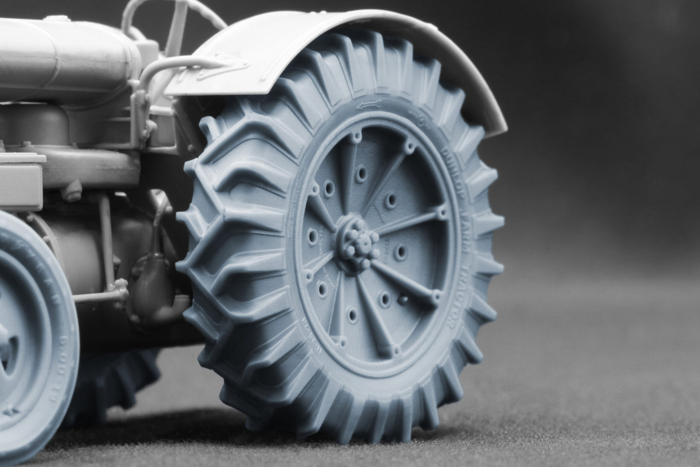 ScaleX Fordson N Tractor v1 Weighted Wheel Set For Miniart 1:35 Model Kits