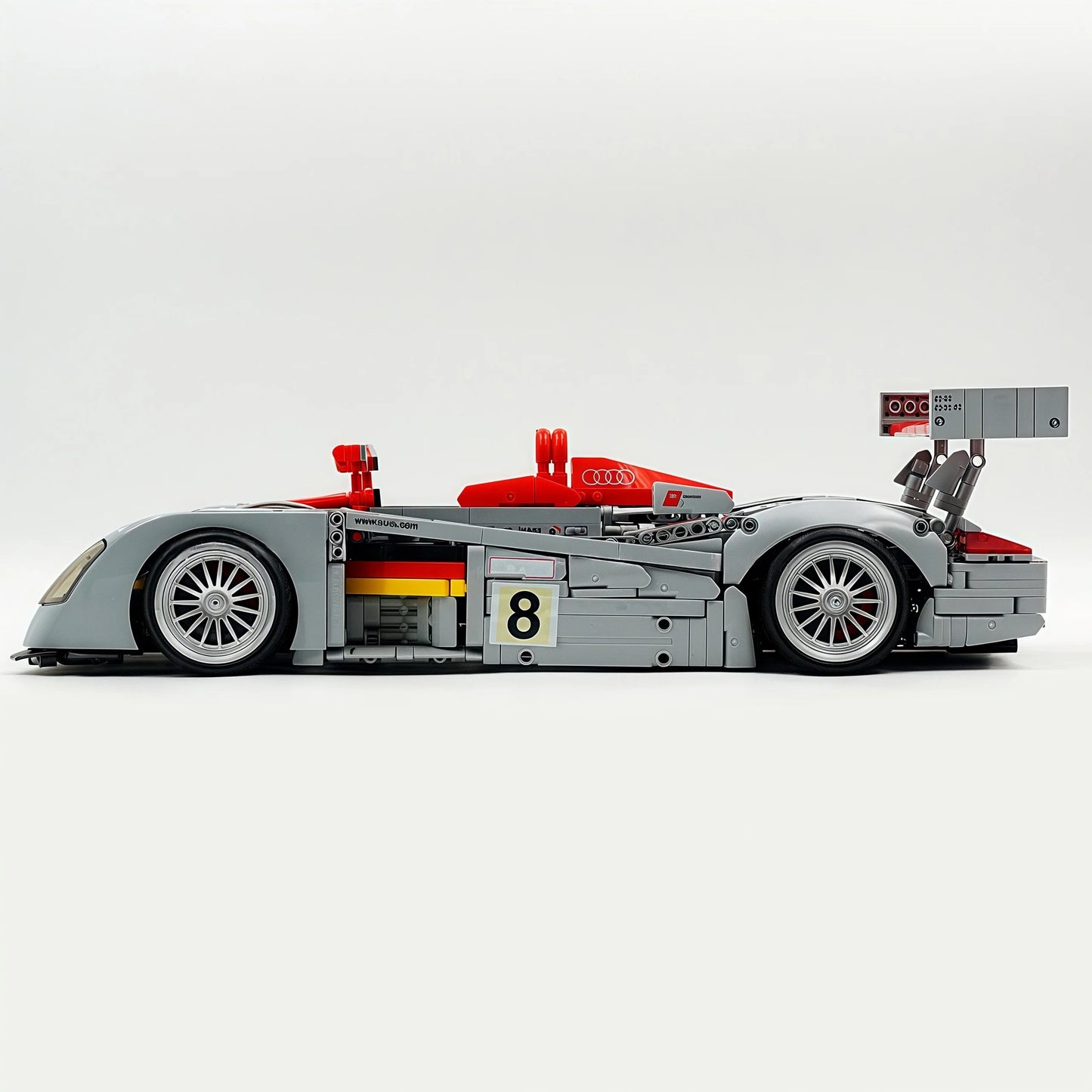 Bole Brick Audi R8 LMP NO.8 1:10 Brick Model 2426pcs